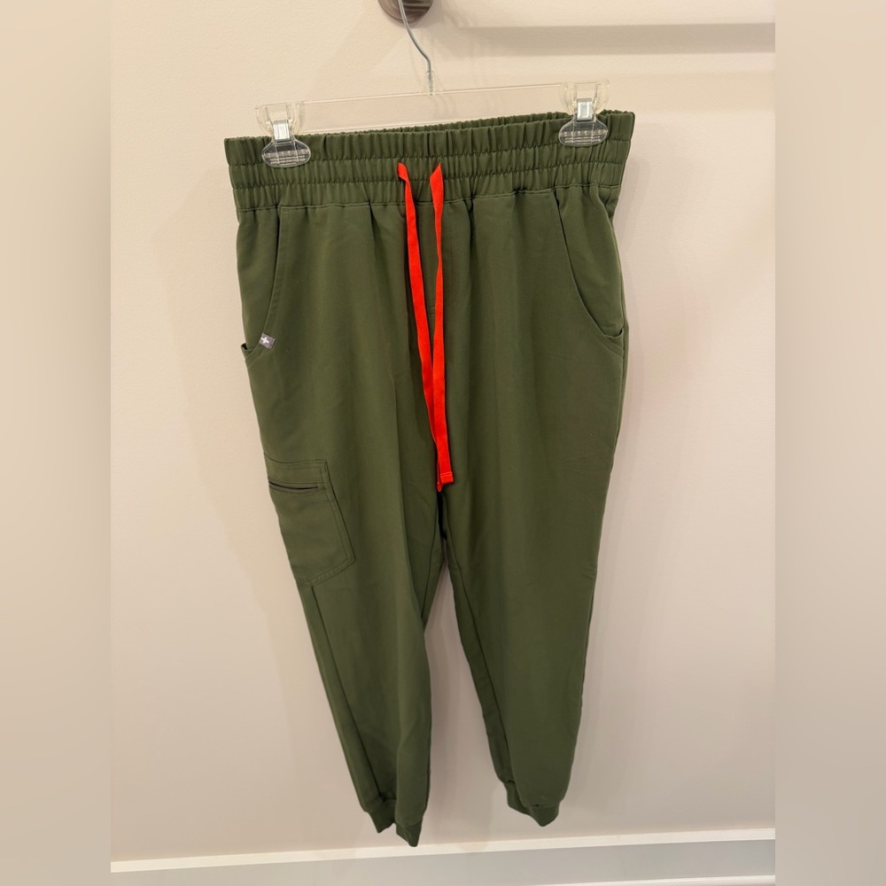 Figs Women’s Dark Olive Zamora Joggers High Waisted with Red Drawstring